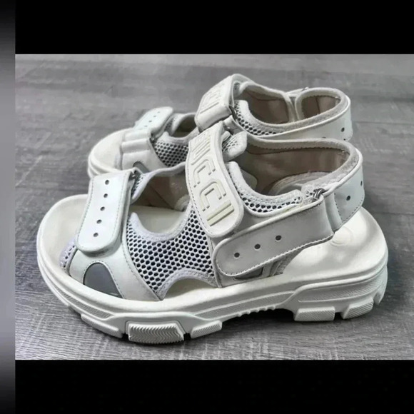 GUCCI LEATHER &
MESH SANDAL AGURU TREK - Picture 6 of 9